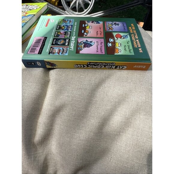Cat Kid Comic Club: Collaborations - Book #4 By Dav Pilkey 2022 1st Edition - Picture 5 of 8